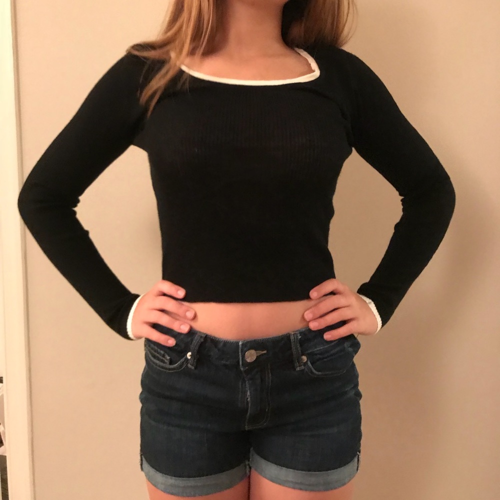 Black Cropped Sweater